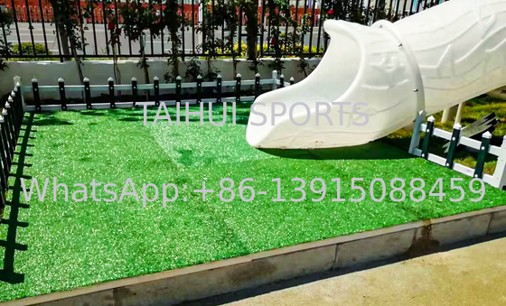 Chất chống cháy bọt đệm cú sốc cỏ nhân tạo cho tất cả các môn thể thao đa dụng và tiêu chuẩn FIFA