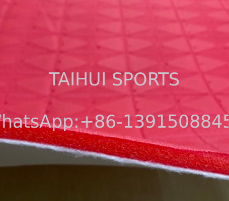 30-70kg / m3 Density Shock Pad hoàn hảo cho sân bóng đá sân golf sân bóng bầu dục sân khúc côn cầu