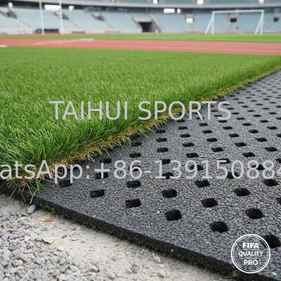Tấm lót chống sốc đạt chứng nhận FIFA với thiết kế lỗ kim cương cho sân thể thao cỏ nhân tạo theo yêu cầu