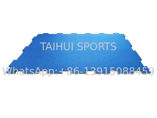 Tấm lót chống sốc sân chơi bằng xốp PE ghép nối với HIC/CFH 1-3m để bảo vệ khỏi chấn thương, độ dày 30mm - 50mm dưới cỏ nhân tạo